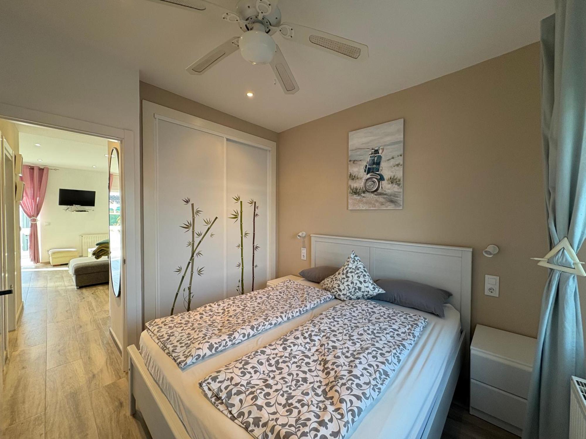 Casa Pani Lägenhet Empuriabrava Exteriör bild